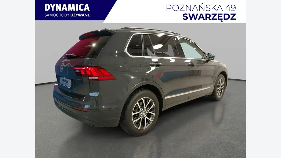 VOLKSWAGEN Tiguan -