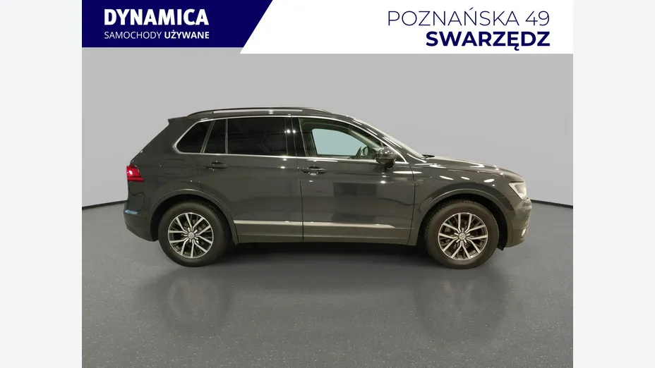 VOLKSWAGEN Tiguan -