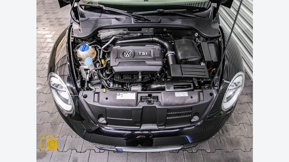 VOLKSWAGEN Beetle -
