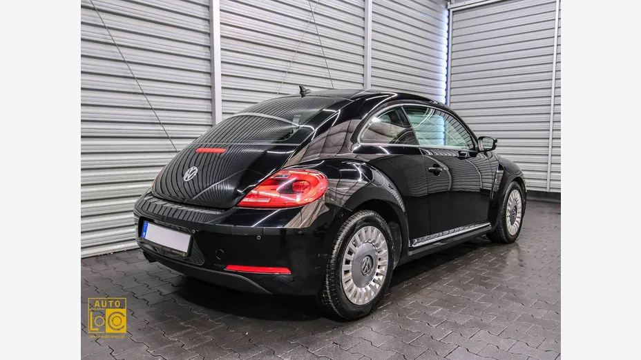 VOLKSWAGEN Beetle -