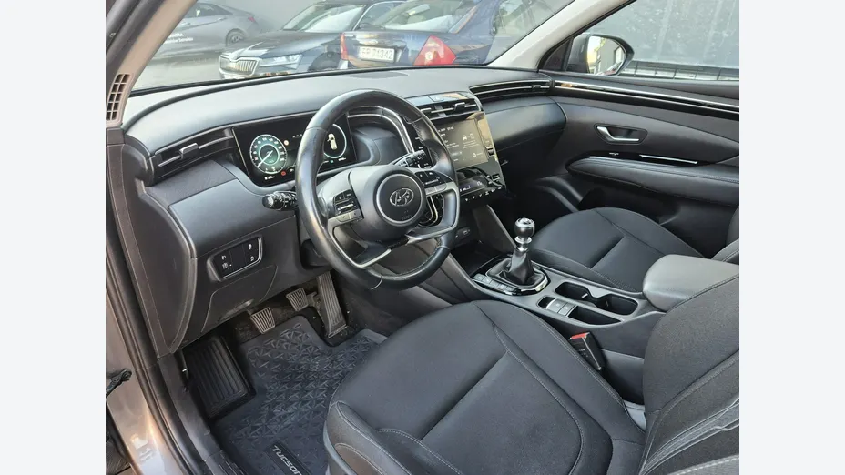 HYUNDAI Tucson -