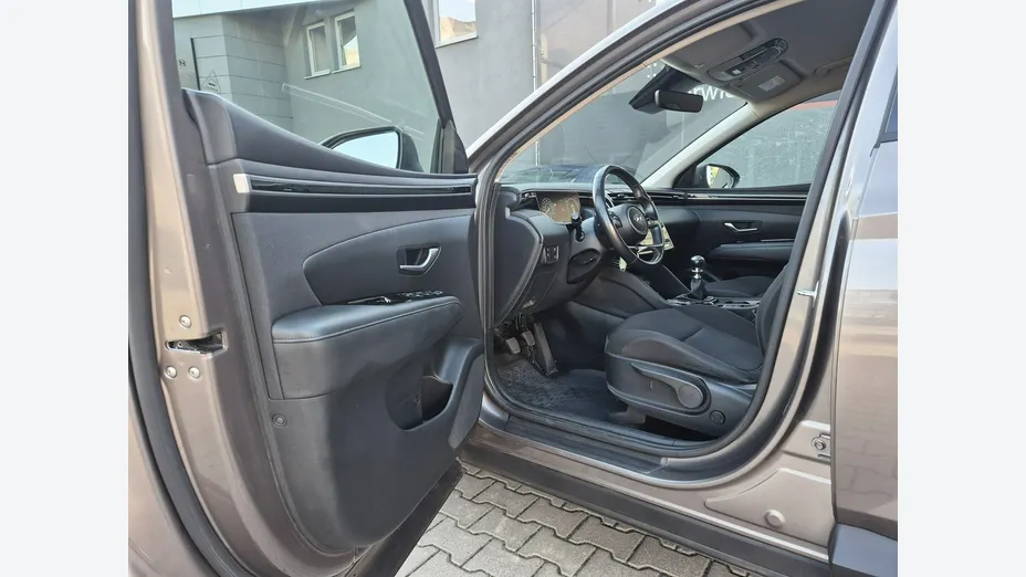 HYUNDAI Tucson -
