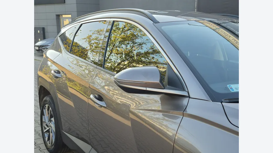 HYUNDAI Tucson -