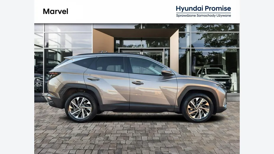 HYUNDAI Tucson -
