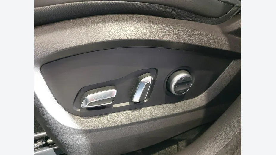 CHERY Tiggo 8 -
