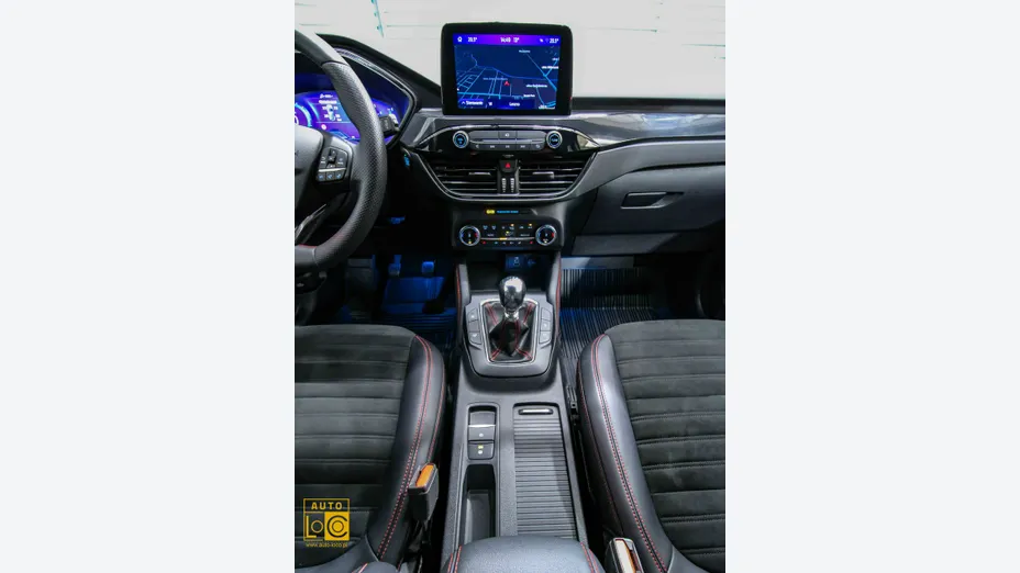 FORD Kuga -