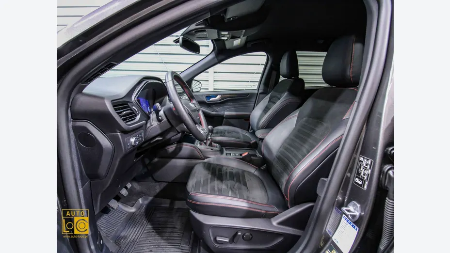 FORD Kuga -
