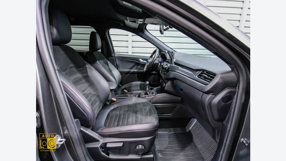 FORD Kuga -
