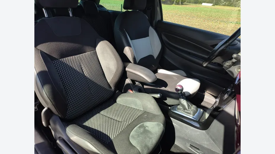 CITROEN DS3 -