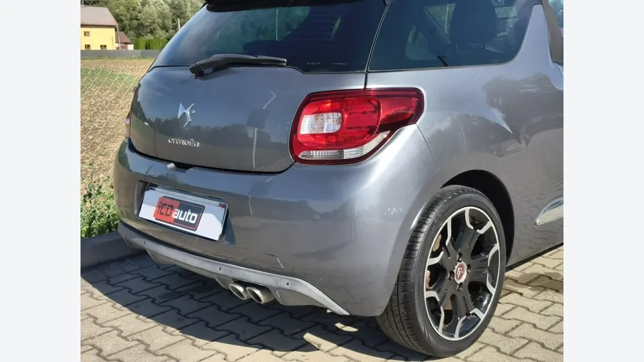 CITROEN DS3 -