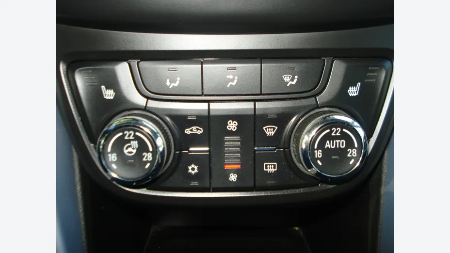 OPEL Zafira -