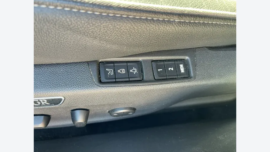 OPEL Insignia -