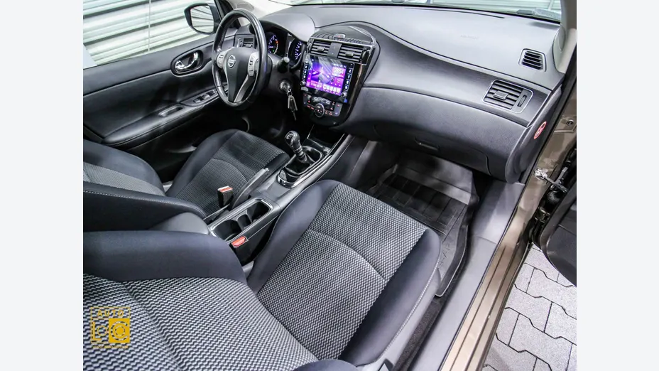 NISSAN Pulsar -