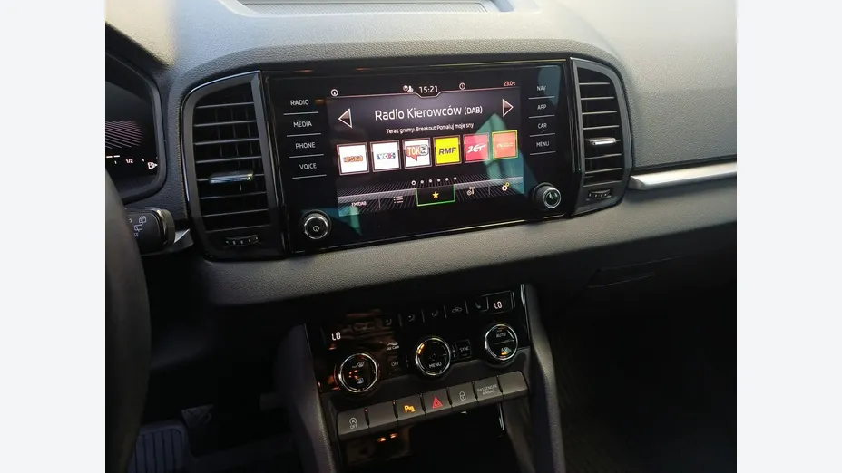 SKODA Karoq -