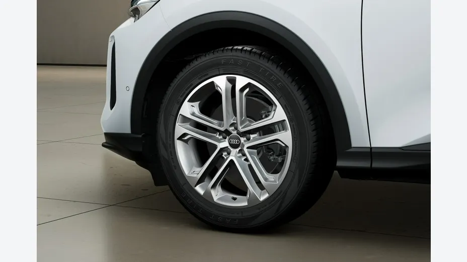 AUDI Q5 -