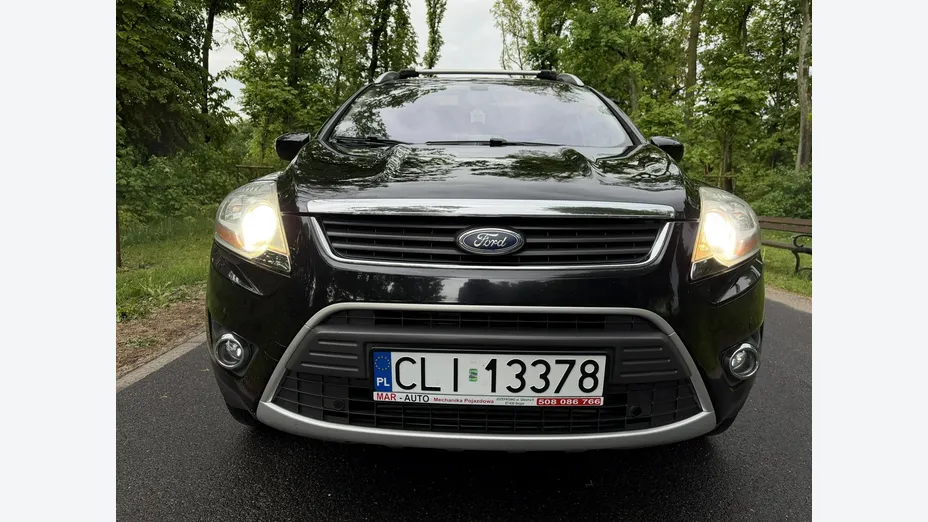 FORD Kuga -