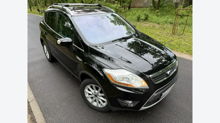 FORD Kuga -