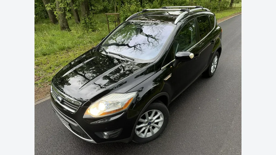 FORD Kuga -