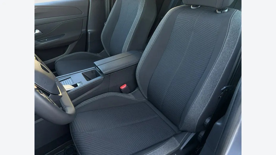 PEUGEOT 308 -