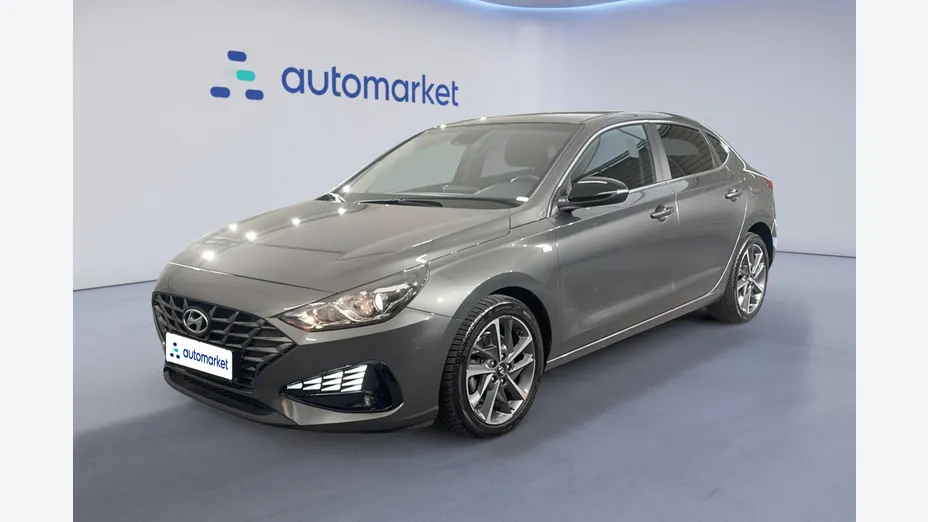 HYUNDAI i30 i30 Fastback 1.5 T-GDI 48V Smart DCT