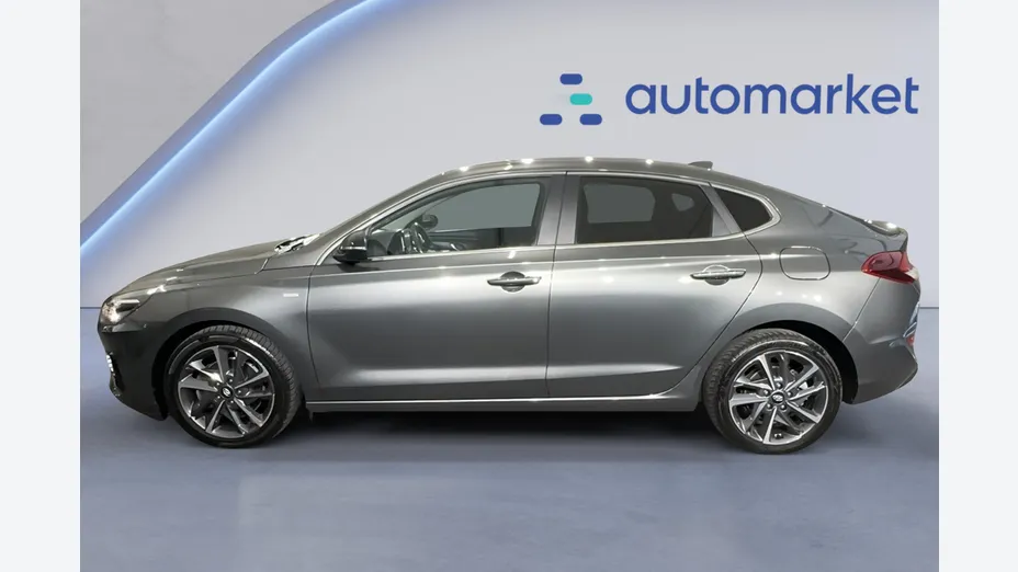 HYUNDAI i30 i30 Fastback 1.5 T-GDI 48V Smart DCT