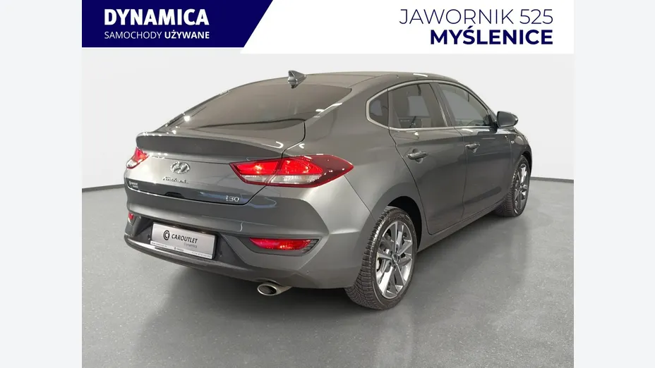 HYUNDAI i30 -