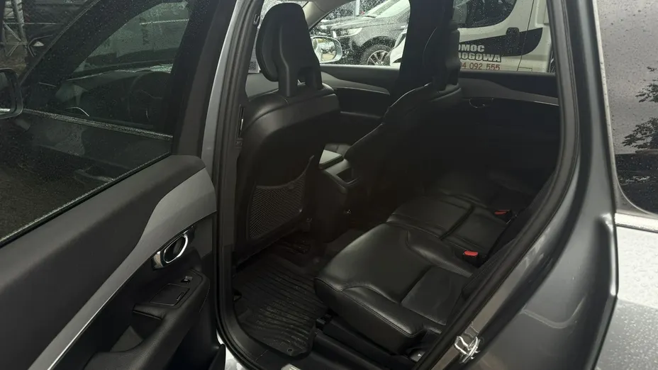 VOLVO XC90 -
