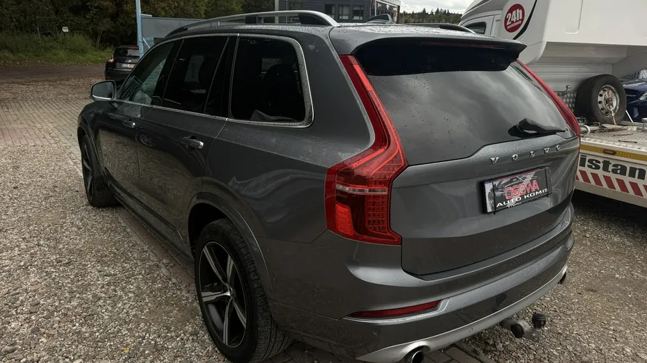 VOLVO XC90 -