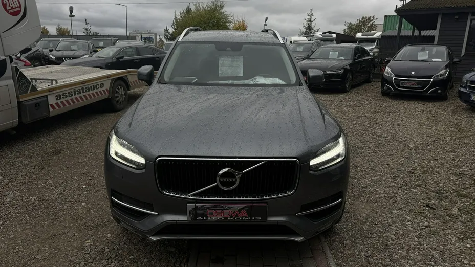 VOLVO XC90 -