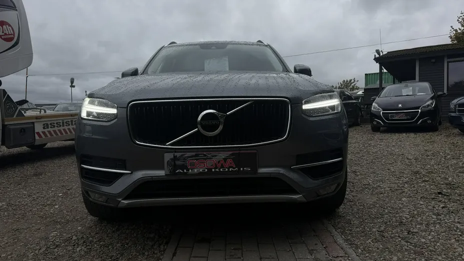 VOLVO XC90 -