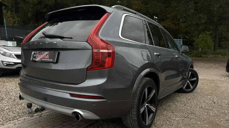 VOLVO XC90 -
