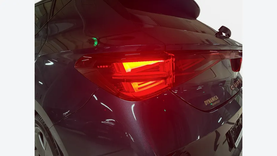 CUPRA Leon -