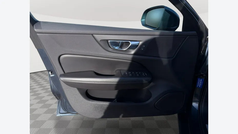 VOLVO V60 -