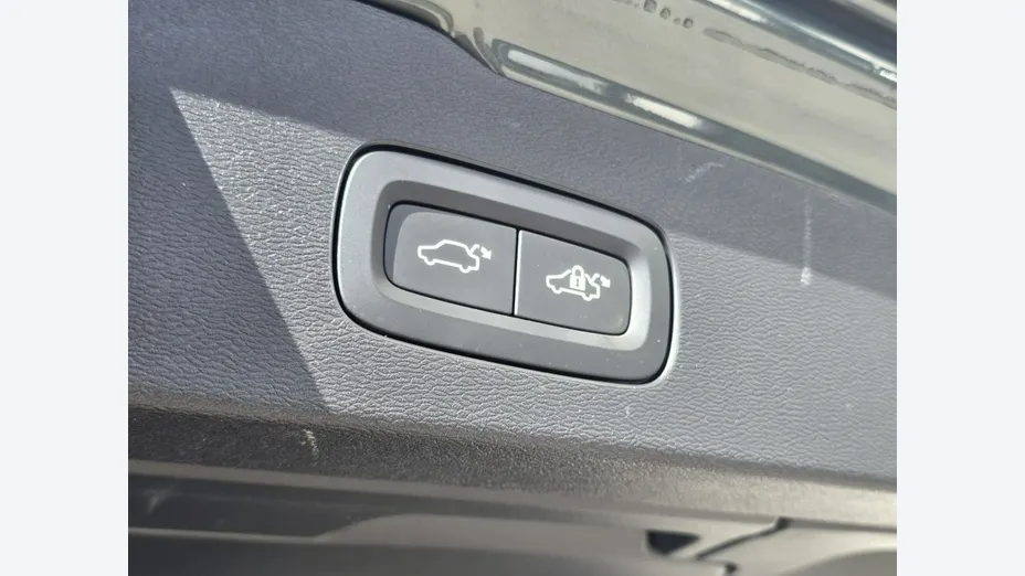 VOLVO V60 -