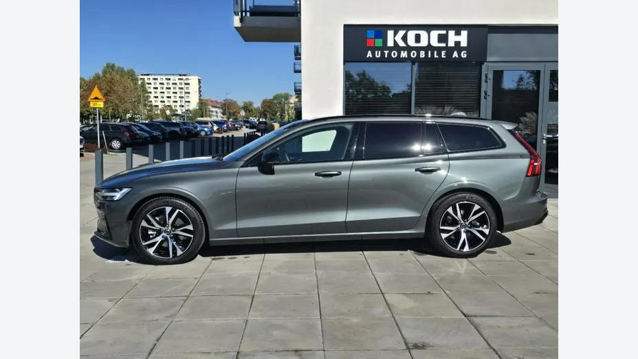 VOLVO V60 -