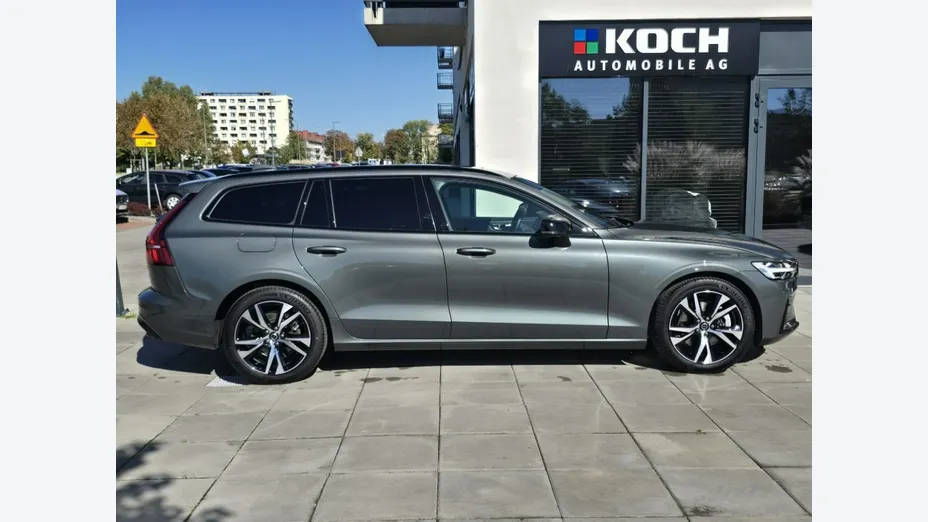 VOLVO V60 -