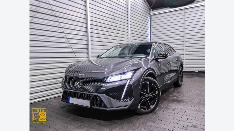 PEUGEOT 408 -