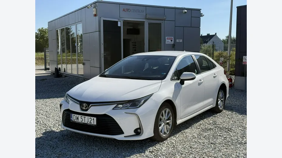 TOYOTA Corolla -