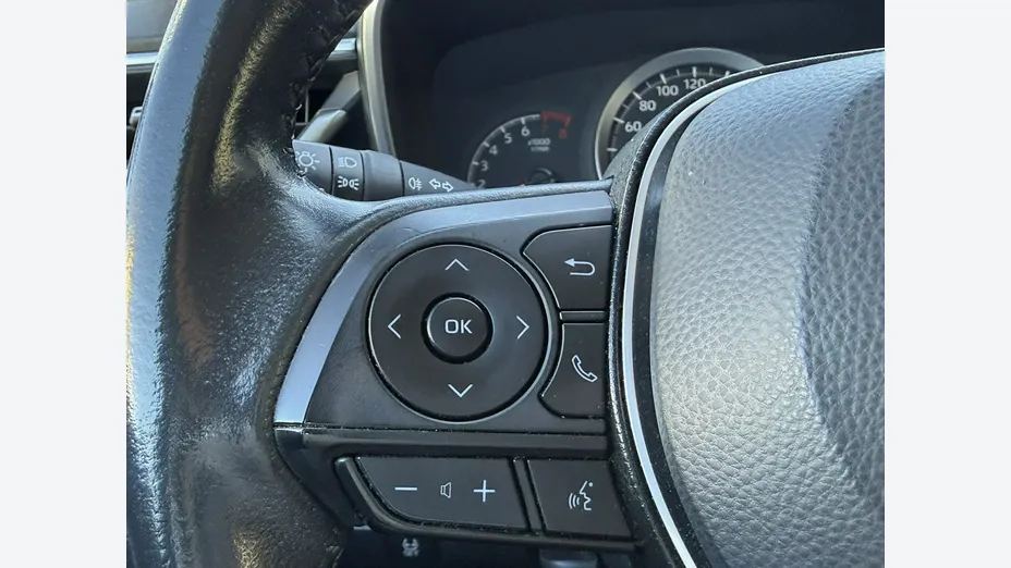 TOYOTA Corolla -