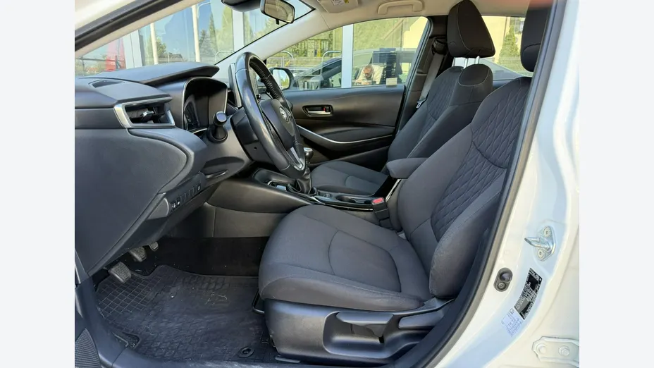 TOYOTA Corolla -