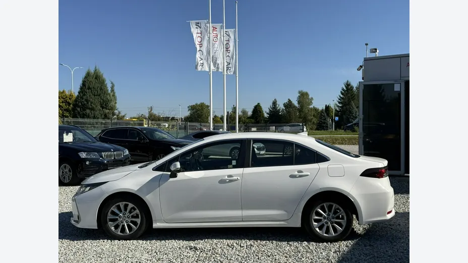 TOYOTA Corolla -