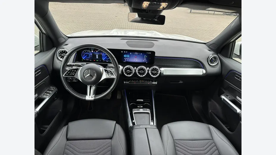 MERCEDES-BENZ EQB -