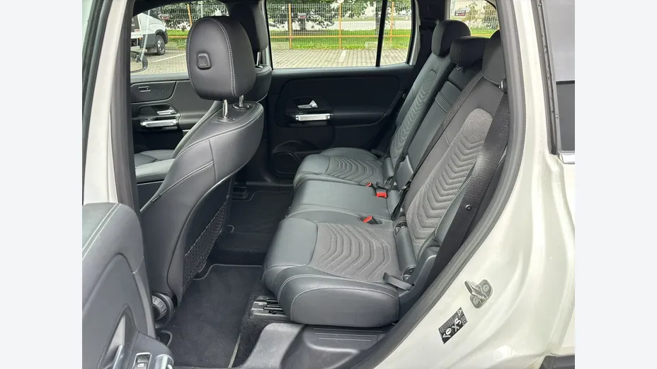 MERCEDES-BENZ EQB -