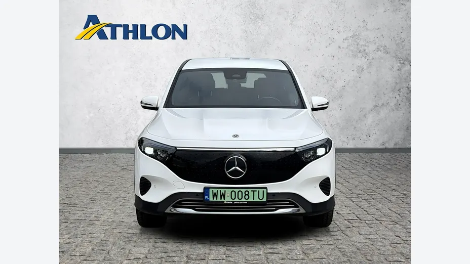 MERCEDES-BENZ EQB -