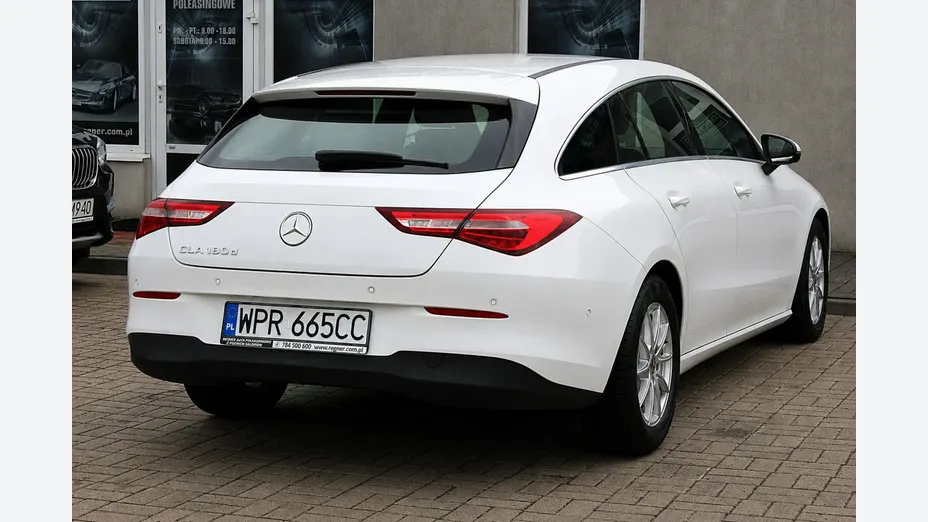 MERCEDES-BENZ CLA -