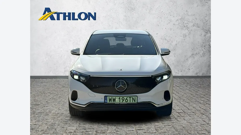MERCEDES-BENZ EQA -