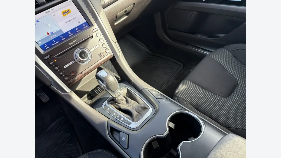 FORD Mondeo -