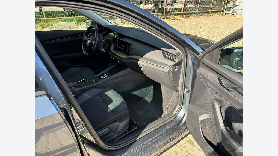 SKODA Octavia -