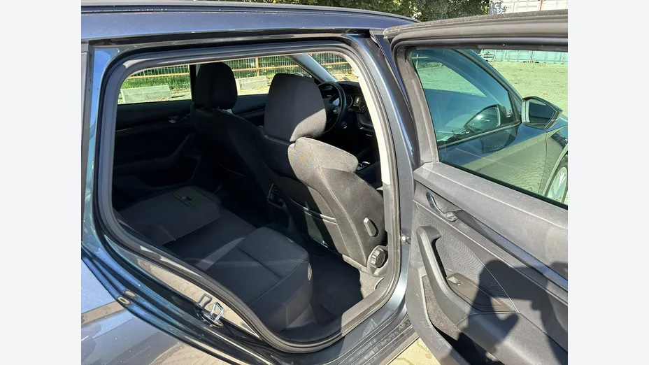 SKODA Octavia -