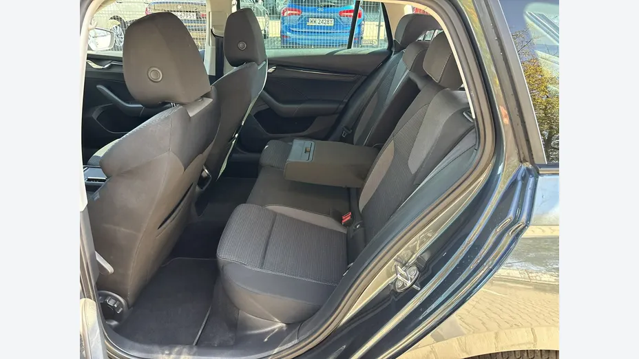 SKODA Octavia -